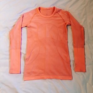 Lululemon swiftly tech long sleeve